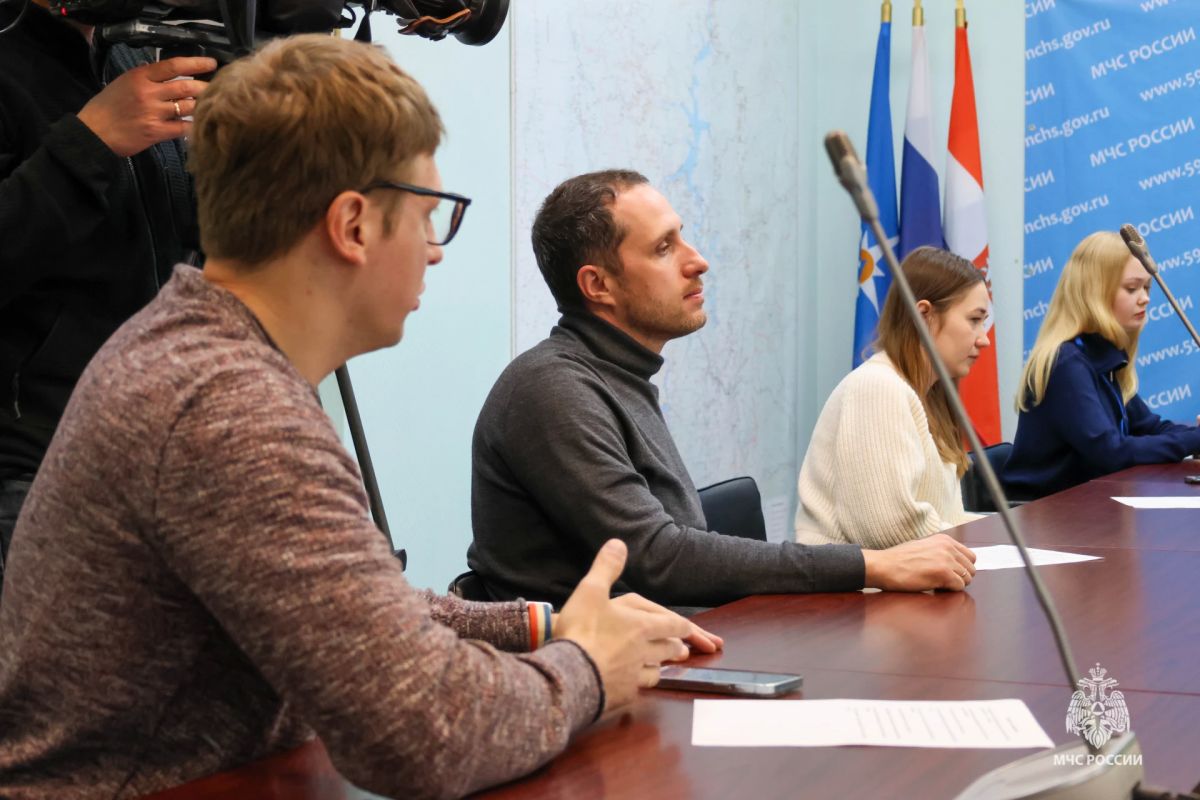 Пресс-конференция об учениях: безопасность начинается с подготовки Пресс-конференция об учениях: безопасность начинается с подготовки