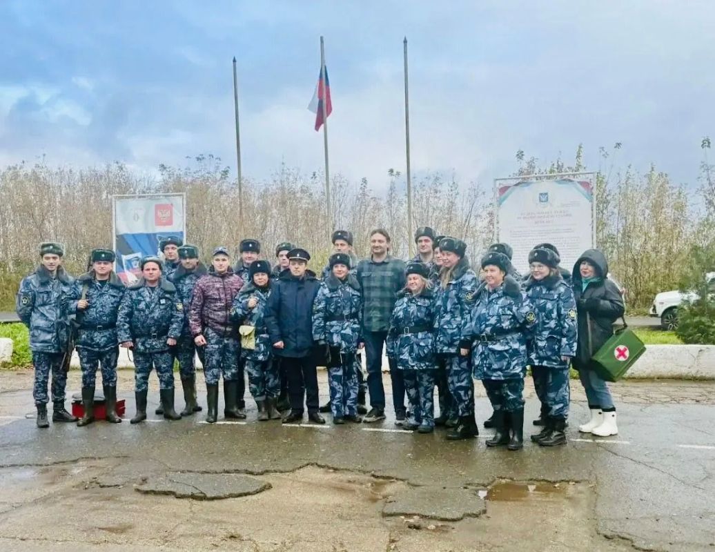 Эдгард Запашный встретился с воспитанниками пермской колонии Эдгард Запашный встретился с воспитанниками пермской колонии
