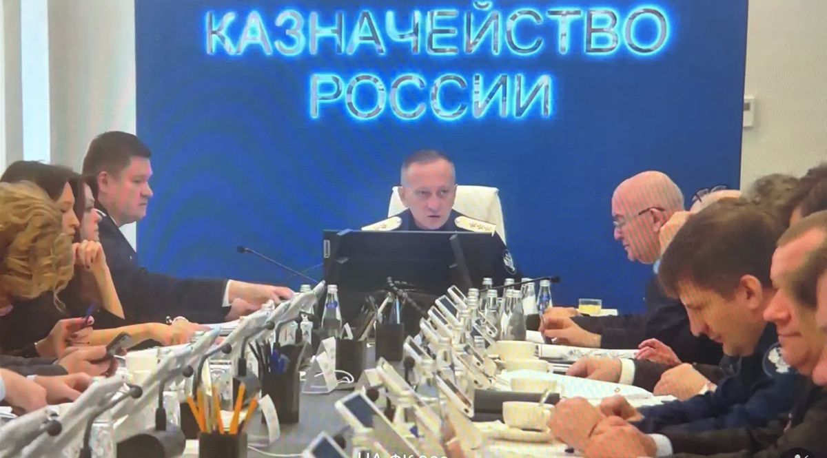 16 октября 2026 года руководитель УФК по Пермскому краю Оловянников Д.А. принял участие в заседании Комитета Федерального казначейства по внутреннему контролю и внутреннему аудитау, проходившему под председательством первого... 16 октября 2026 года руководитель УФК по Пермскому краю Оловянников Д.А. принял участие в заседании Комитета Федерального казначейства по внутреннему контролю и внутреннему аудитау, проходившему под председательством первого...