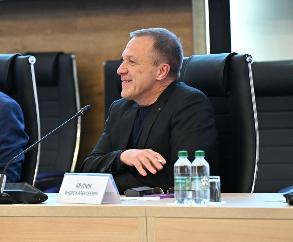 Дмитрий Махонин: Успешно работают и помогают региону развиваться Дмитрий Махонин: Успешно работают и помогают региону развиваться